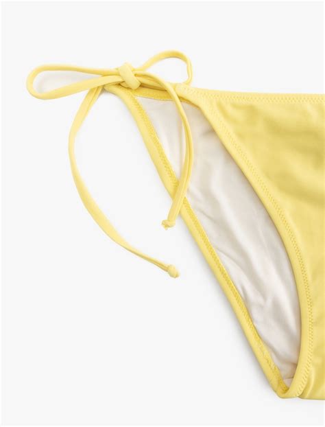 Sarı Kadın Yanları İpli Bikini Altı SAK MM Koton
