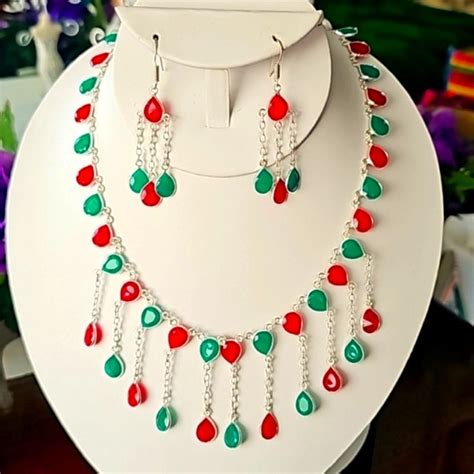 (NWT) Kashmiri Jewelry Set | Womens jewelry necklace, Gold feather ...