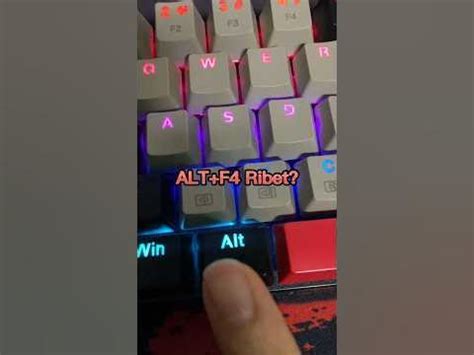 ribet ga sih kalo  altf  keyboard gamen titan elite ga
