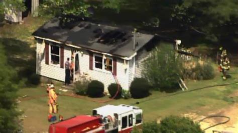 Crews Battle House Fire In Fuquay Varina Abc11 Raleigh Durham