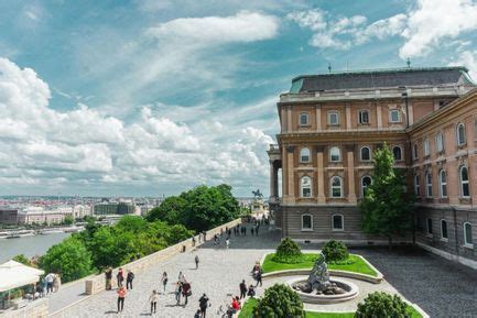 Universities In Warsaw Top Universities In The City With Academic