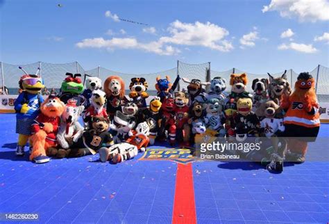 Nhl Mascot Showdown Photos and Premium High Res Pictures - Getty Images