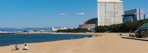 Stroll the Boardwalk and Hit the Beach | Fukuoka Now