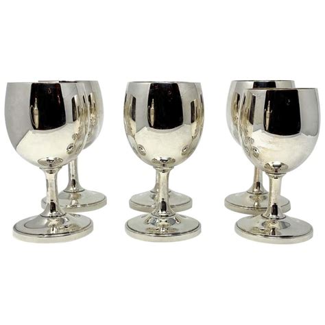 Set Of 12 Signed Waterford Crystal Clarendon Ruby Wine Glasses At 1stdibs Waterford Clarendon