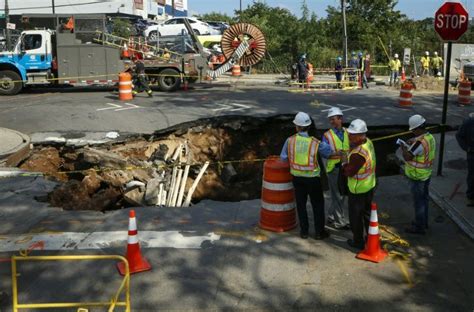 Giant Sinkhole Swallows Up New York Street I News