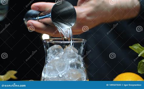 Preparing Sex On The Beach Cocktail Stock Image Image Of Sweet Cranberry 189507035