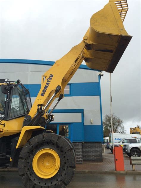 WA380 Waste Spec Loading Shovel Hire Ridgway Rentals Plant Hire