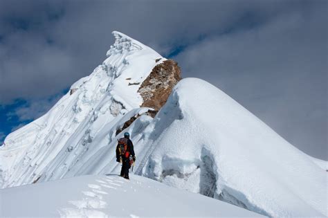 Climbers Guide To Lobuche East M And Island Peak M Expedition