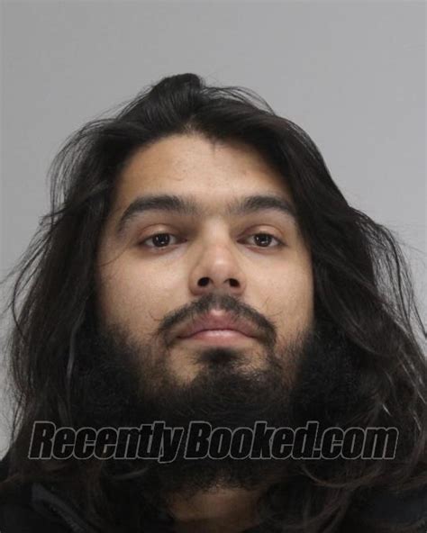 Recent Booking Mugshot For Luis Martinez In Dallas County Texas