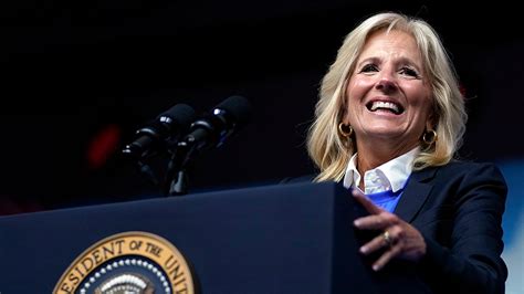 Jill Biden Tells Arizona College Graduates Community Colleges Should Be Free In America Fox News