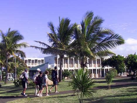 Présentation College de Terre Sainte