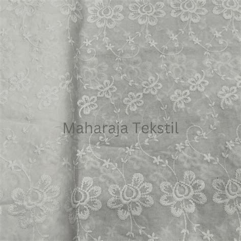 Jual Kain Katun Bordir Broken White Katun Bordir Motif Bunga 3D