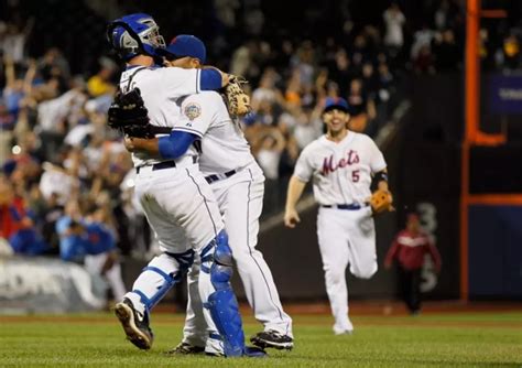 Johan Santana Throws No-Hitter, First In Mets’ History [VIDEO]