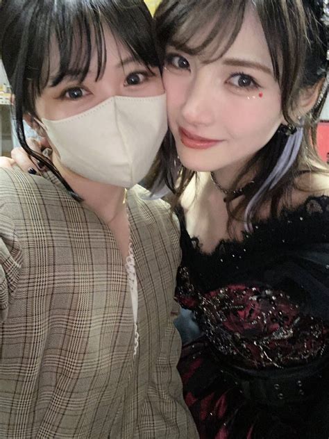 佐藤妃星 On Twitter 奈々さん、改めて卒業おめでとうございます！ 大好きです！！！！！！！😭💐 岡田奈々卒業公演