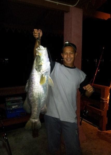 Fishing Adventurers In Brunei Waters September 2012