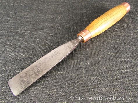 Large Addis No Carving Gouge Inch