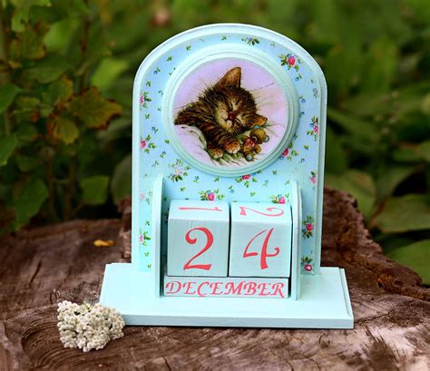 Wooden perpetual calendar with cat lover gift for girls | Etsy