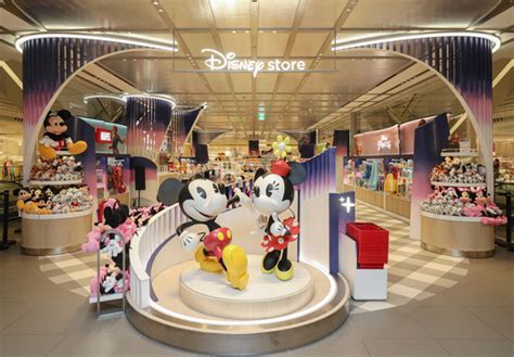 Korea S First Disney Store