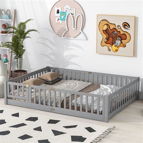 Harper Bright Designs Cama de suelo tamaño Queen con rieles y puerta