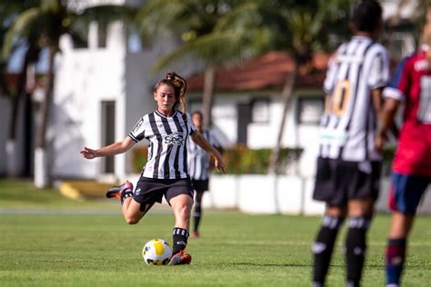 Ceará goleia JC avança às semis da Série A2 do Brasileiro feminino e