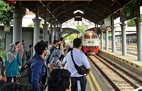 Lebih Murah Dari Go Show Daftar Kereta Api Subsidi Yang Sediakan Tiket