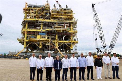 Zarpa La Plataforma Petrolera M S Grande Construida En M Xico En Segundos