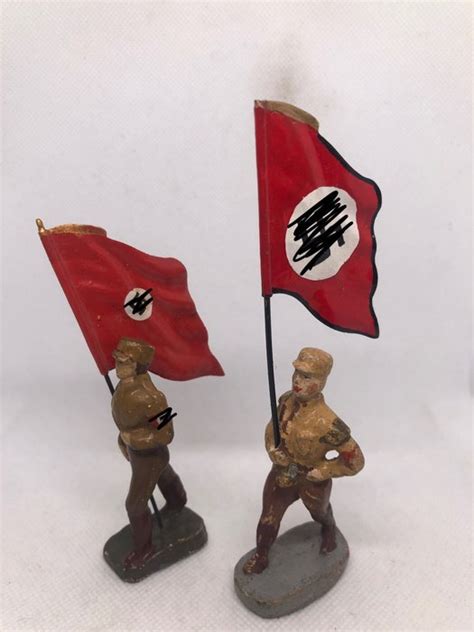 Elastolin Figure Soldat With Flag Fahnentr Ger Sa Catawiki