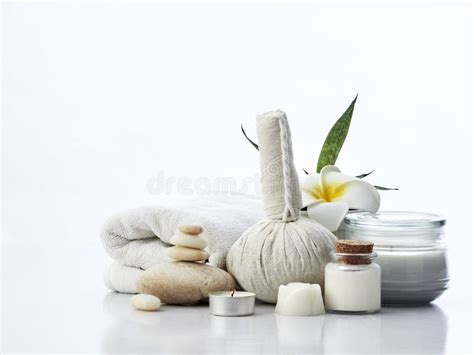 Herbal Compress And Spa Massage Stock Image Image Of Cosmetic Facial