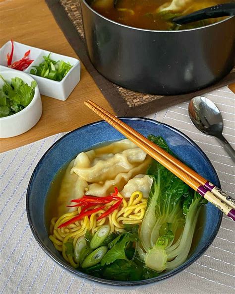 Dumpling Noodle Soup - VJ Cooks