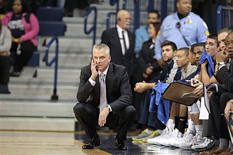 Mens Basketball Coach Named Finalist For Hugh Durham Award For Coach