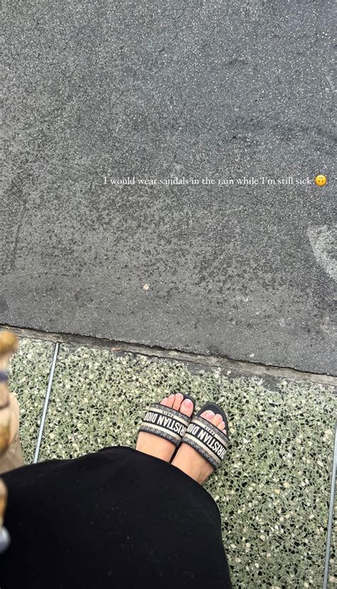 Riley Simpson - FeetForum