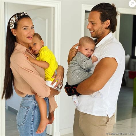 Julie Ricci Et Pierre Jean Cabri Res Avec Leurs Fils Gianni Et Giovann