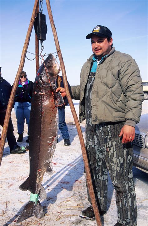 Sturgeon Spearing Opens On Lake Winnebago - WPR