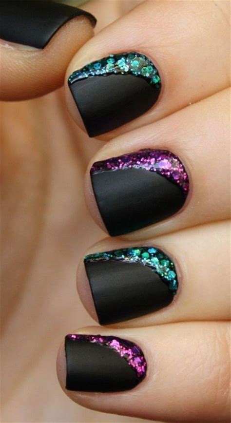 40 ideas de arte de uñas brillantes para el verano 2019 Black nails