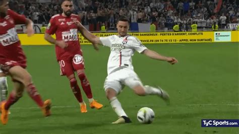 Video El Gol De Tagliafico En El Triunfo Ag Nico De Lyon Ante Brest