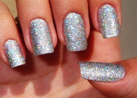 Latest 50 Simple Glitter Nail Art Designs To Go With