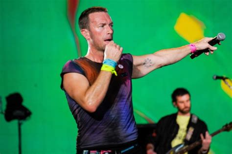 Regis Tadeu Comenta Repercuss O De Encontro Chris Martin E Show Do