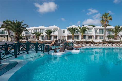 H10 Ocean Suites Corralejo Hotels In Fuerteventura Mercury Holidays