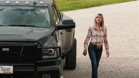 Yellowstone: What Happened To Kelly Rohrbach's Cassidy Reid?