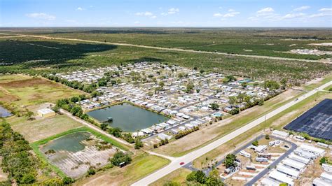 Photos of Sunshine 55+ MH & RV Resort in Lake Placid, Florida