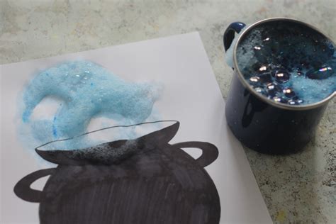 Bubble Painting Witch S Cauldron Craft Crafts On Sea