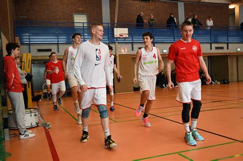 Dsc Re Baskets Schwelm U Tg Voerde Basketball U Flickr