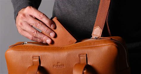 Harber London Review: Handmade Leather Goods With Simple, Functional Design