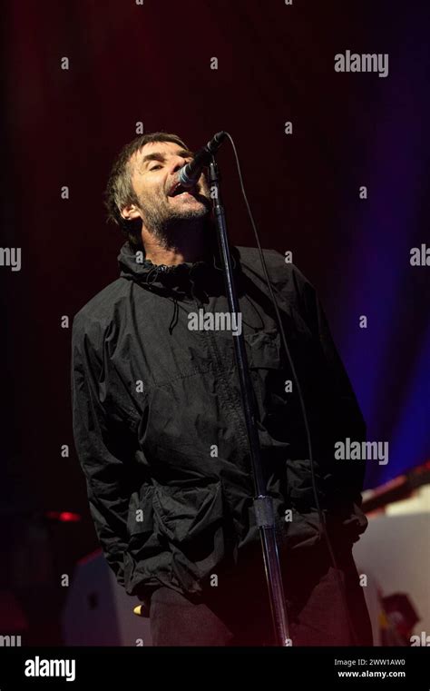 Liam Gallagher John Squire Tour Fotos Und Bildmaterial In Hoher