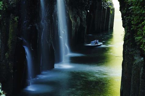 死ぬまでに一度は行きたい！日本国内の“神秘的すぎる滝”5選 Retrip リトリップ Waterfall Japan Miyazaki