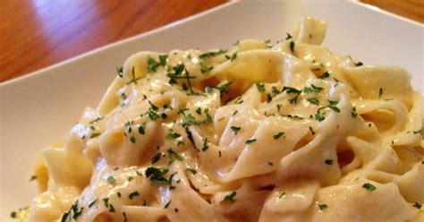 The Comforting Vegan Vegan Fettuccine Alfredo Olive Garden Inspired