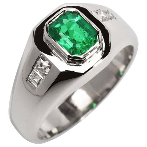 Mens Emerald Ring With Diamonds In Platinum Mens Emerald Rings