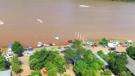 Turistas lotam as Termas de Marcelino no feriadão de Natal