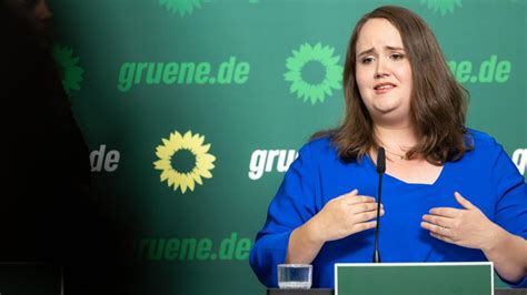 Nordrhein-Westfalen: Grüne wollen sich mehr auf „Alltagsprobleme“ der Bürger konzentrieren - WELT