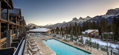 10 Best Hotels With Outdoor Pool In Alberta, Canada - Updated 2024 ...